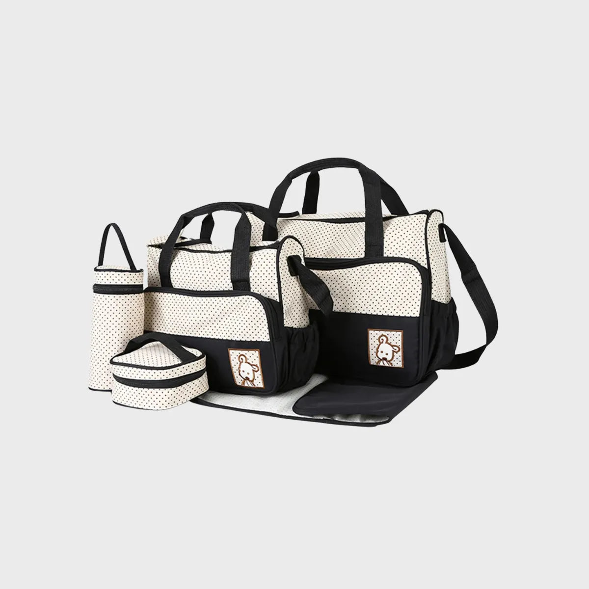 sac a langer 5 pieces sur fond gris