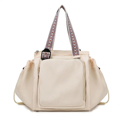 sac  dos à langer 3 en 1 blanc sur fond blanc