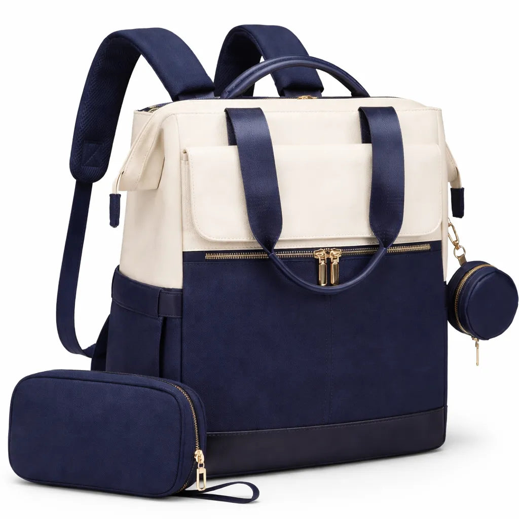 sac à dos à langer bleu avec tapis a langer sur fond blanc