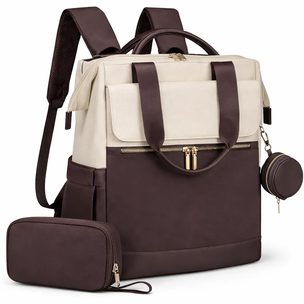 sac à dos à langer couleur cafe avec tapis a langer sur fond blanc