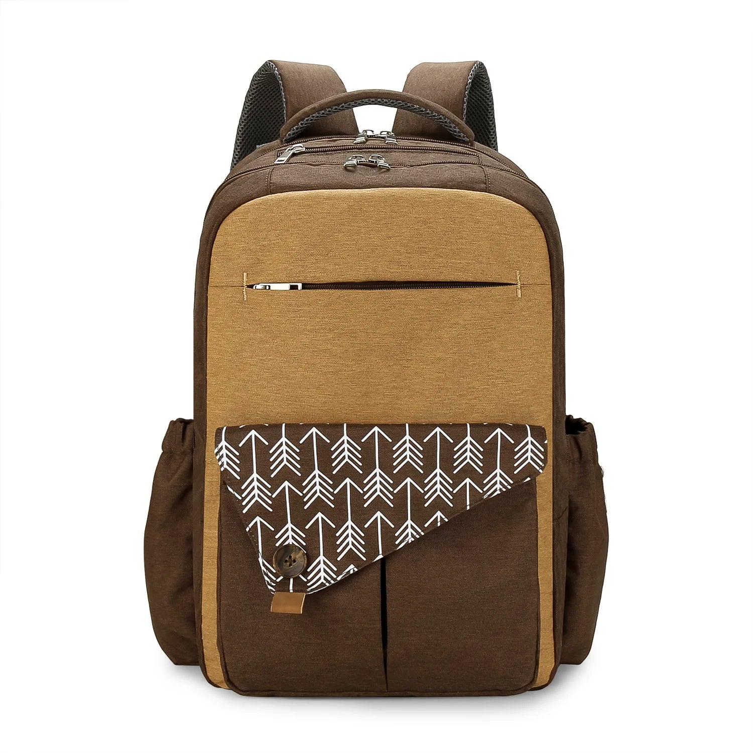 sac à dos à langer marron large capacite sur fond blanc