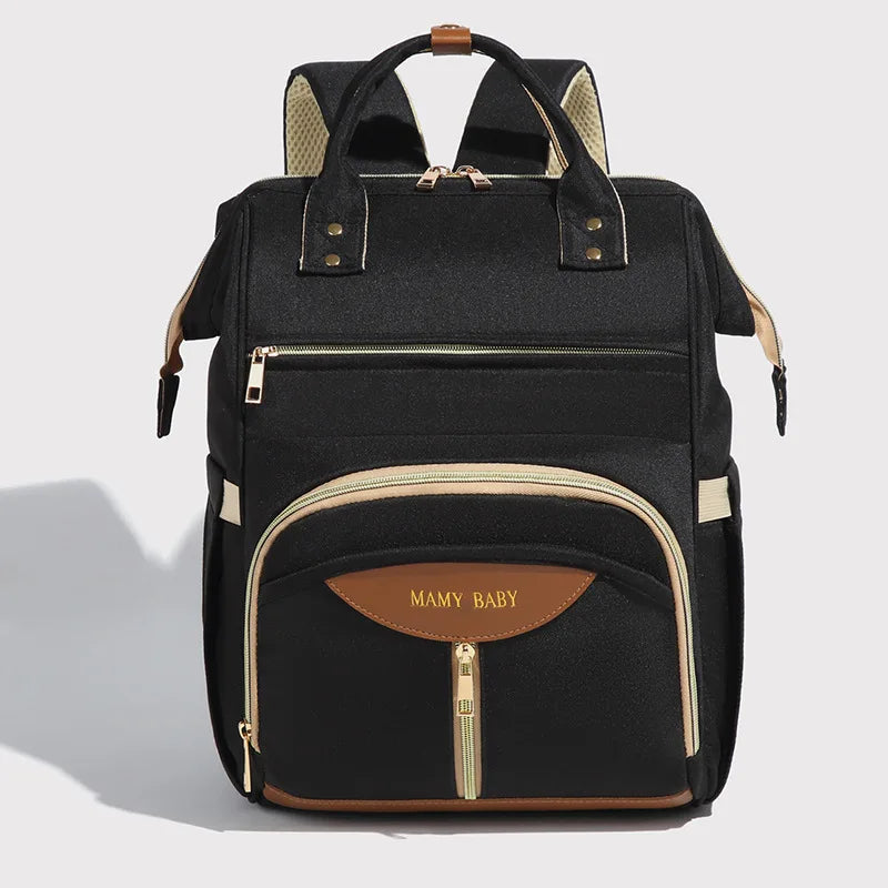 sac à dos à langer noir sur fond blanc